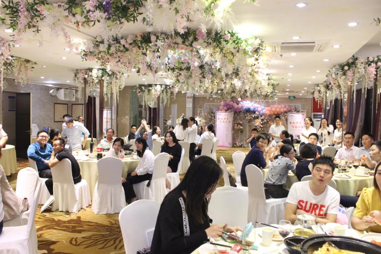 金秋華章 智贏未來——2019百度營銷教育行業(yè)客戶中秋聯(lián)誼會(huì)圓滿落幕！